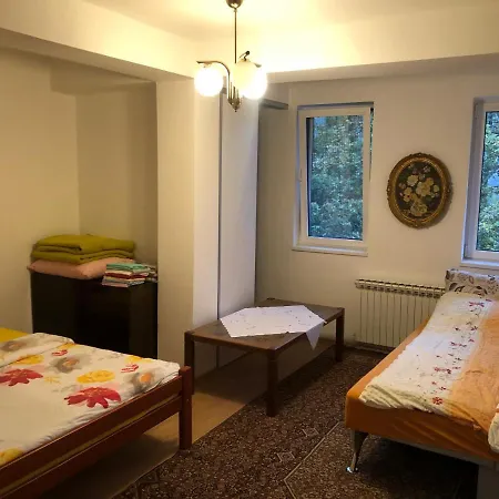 アパート Mamita Family